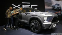 Hari ini kami memperkenalkan sebuah konsep masa depan terbaru dari model SUV otentik Mitsubishi Motors yang juga akan menjadi awal kehadiran compact SUV yang akan bergabung dalam jajaran produk kami di masa mendatang, kata Presiden Direktur Mitsubishi Motors Krama Yudha Sales Indonesia (MMKSI) Naoya Nakamura pada konferensi pers MMKSI di IIMS 2024, Kamis (16/2/2023).