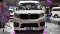 Esemka memamerkan mobil listrik pertamanya di pameran IIMS 2023. Menariknya, mobil tersebut berwujud minibus dengan dimensi sedang. Foto: Septian Farhan Nurhuda / detik.com