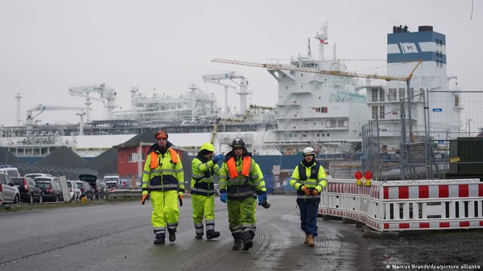 Pasokan LNG dari Uni Emirat Arab Tiba di Jerman
