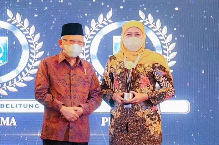 Pemprov Jatim Raih 2 Penghargaan dari KPPU