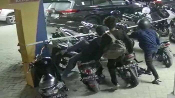 Pencurian motor di Deli Serdang