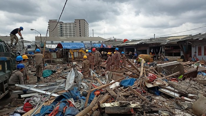 Penertiban PKL di Tangerang Selatan (Adrial-detikcom)