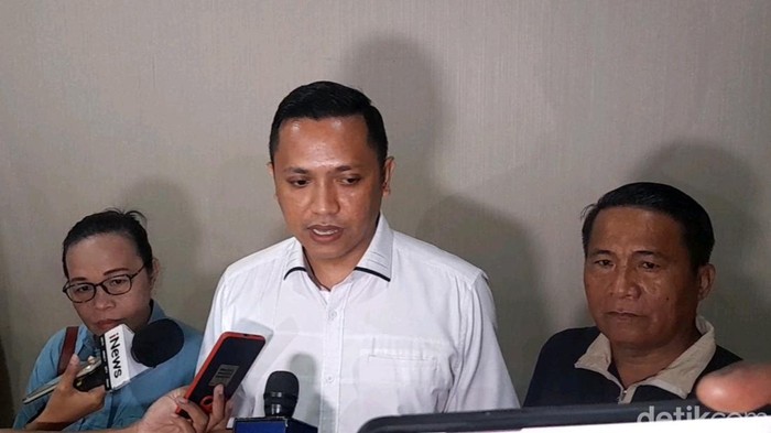Pengacara Bharada E, Ronny Talapessy. (Ilham/detikcom)