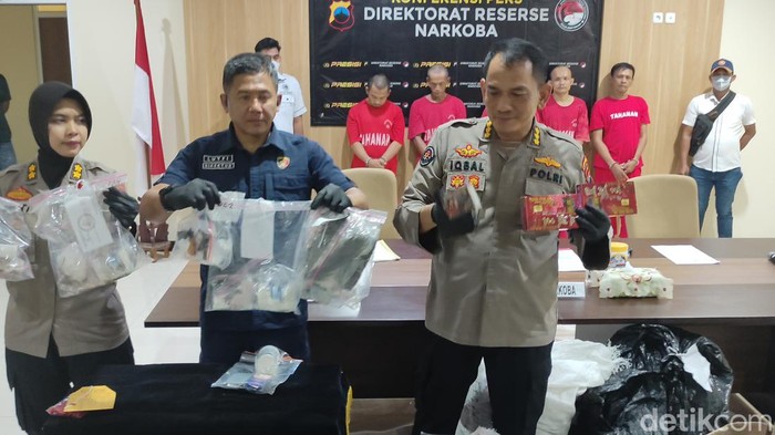 Polda Jateng jumpa pers kasus narkoba, Kamis (16/2/2023).