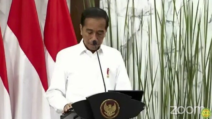 Presiden Joko Widodo (Jokowi) memberikan sambutan di Rapat Kerja Basarnas dan FKP3, Kamis (16/2/2023).