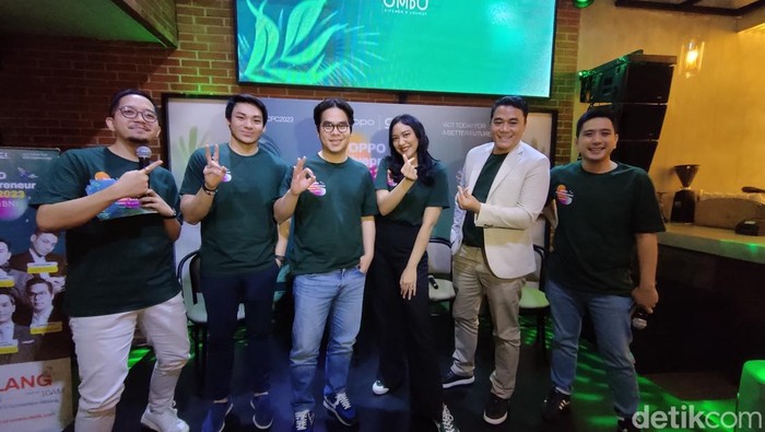 Putri Tanjung CEO of Trans Digital Lifestyle Putri Tanjung CEO of Trans Digital Lifestyle Group mengungkapkan kalau Oppo Creativepreneur Corner 2023 bakal bawa kejutan. Ia menyebutkan setidaknya ada tiga perbedaan dari tahun-tahun sebelumnya.