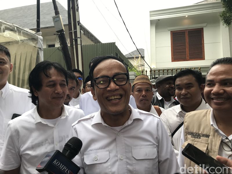 Relawan JoMan menemui Prabowo di Kertanegara. (Firda Cynthia Anggrainy/detikcom).