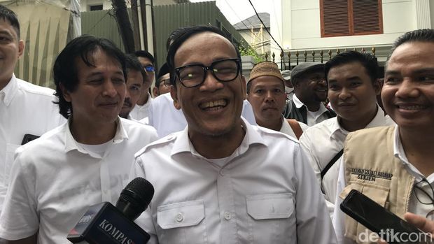 Relawan JoMan menemui Prabowo di Kertanegara. (Firda Cynthia Anggrainy/detikcom).