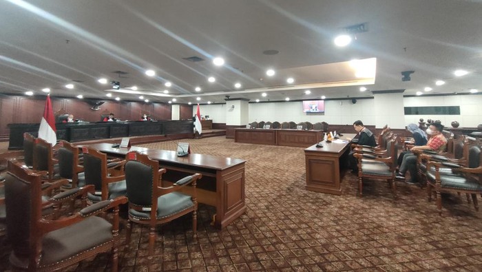 Sidang Perdana Laporan Zico Leonardo