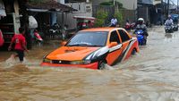 Tanggul Sungai Jebol, Ratusan Rumah Di Kudus Kebanjiran