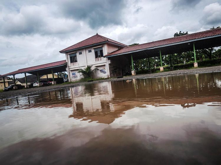 Duh... Terminal di Banten Ini Rusak dan Terbengkalai