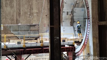 Terowongan sisi kiri. Foto: Adi Fida Rahman/detikINET