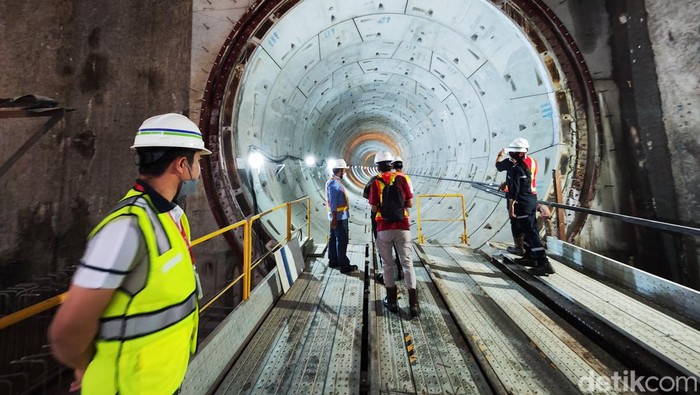 Pembangunan MRT Fase 2A Thamrin-Monas Sudah 74%, 2027 Dijamin Rampung