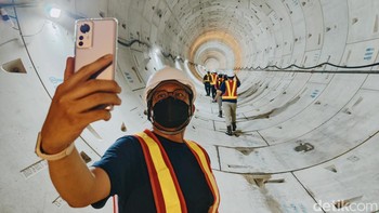 Yuk kita doakan pembangunan MRT fase 2 lancar dan rampung tepat waktu. Foto: Adi Fida Rahman/detikINET