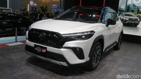 Ini dia tampang Varian Baru Corolla Cross Hybrid GR-S yang mejeng di IIMS, JIExpo Kemayoran, Jakarta, Kamis (16/2/2023).