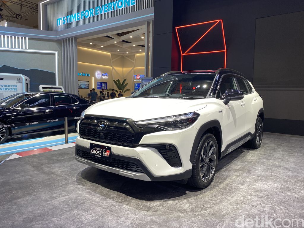 Toyota Rilis Corolla Cross GR Sporty, Harga Rp 600 Jutaan