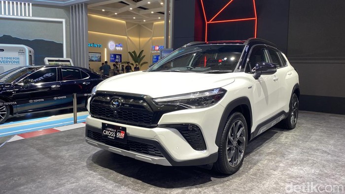Toyota Rilis Corolla Cross GR Sporty, Harga Rp 600 Jutaan