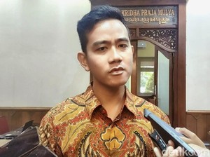 Jawaban Gibran Saat Netizen Bilang Kerjaannya Twitteran Mulu