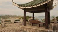 Destinasi pertama yang kami tuju adalah Little Great Wall. Melewati Pantai Tung Wan, Little Great Wall menawarkan kegiatan hiking yang cukup menantang.