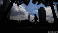 Media bilang, metode pendekatan yang digunakan BPS gagal merepresentasikan tantangan saat ini seperti adanya beban utang, ketimpangan akses layanan publik, hingga tekanan finansial rumah tangga kelas menengah. (Pradita Utama/detikcom)