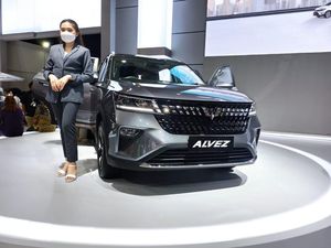 First Drive Wuling Alvez: SUV Murah, Lincah, dan Bertenaga!