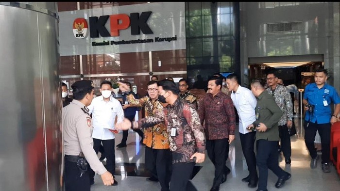 Yasonna Laoly hingga Hadi Tjahjanto Sambangi KPK, Bahas Apa?
