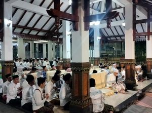 Dipimpin KH Masduqi, Kiai Sepuh NU Gelar Tahlil & Istighotsah di Makam Pendiri NU
