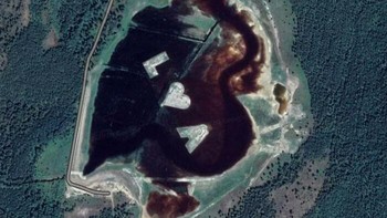 Di suatu wilayah di Swedia, ditemukan tulisan pernyataan cinta di Pulau Gotland, aaaww. Foto: mrcooper89 via Bored Panda