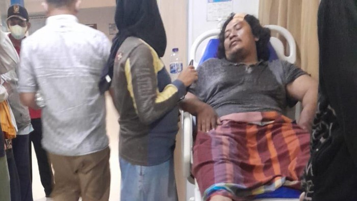 Aris saat menjalani perawatan di rumah sakti. (Foto: Istimewa)
