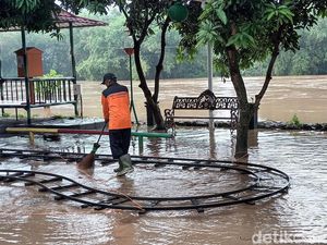 Taman Sunan Jogo Kali Milik FX Rudy Ditutup Usai Banjir Luapan Bengawan Solo