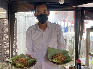 4 Penjual Makanan Ini Mirip Politisi, Joko Widodo hingga Anies Baswedan