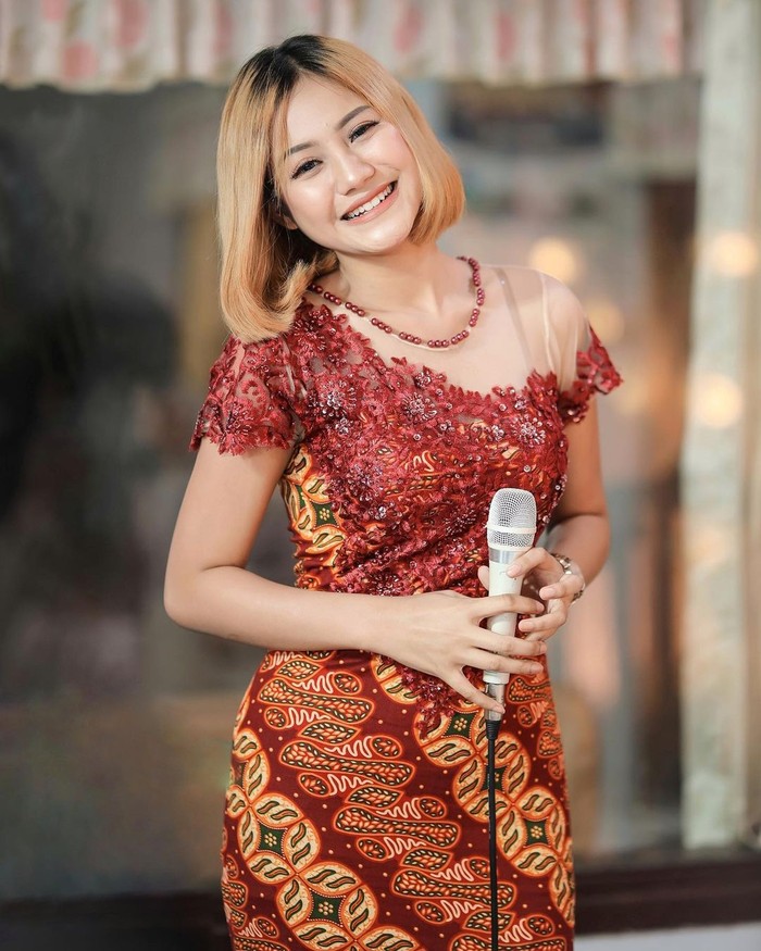 fira cantika fira cantika