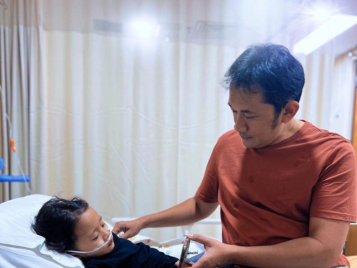 Anak Hanung Bramantyo dan Zaskia Adya Mecca masuk UGD.