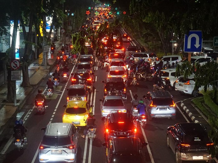Jalan darmo surabaya macet