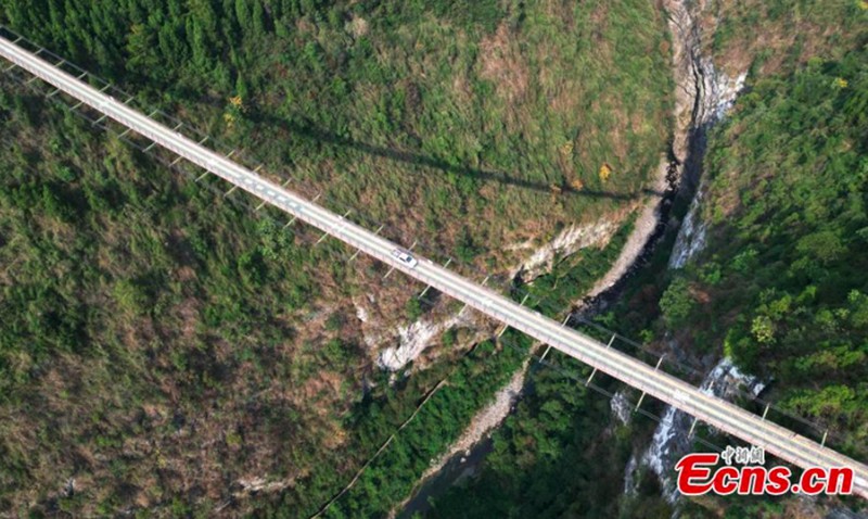 Jembatan melayang China