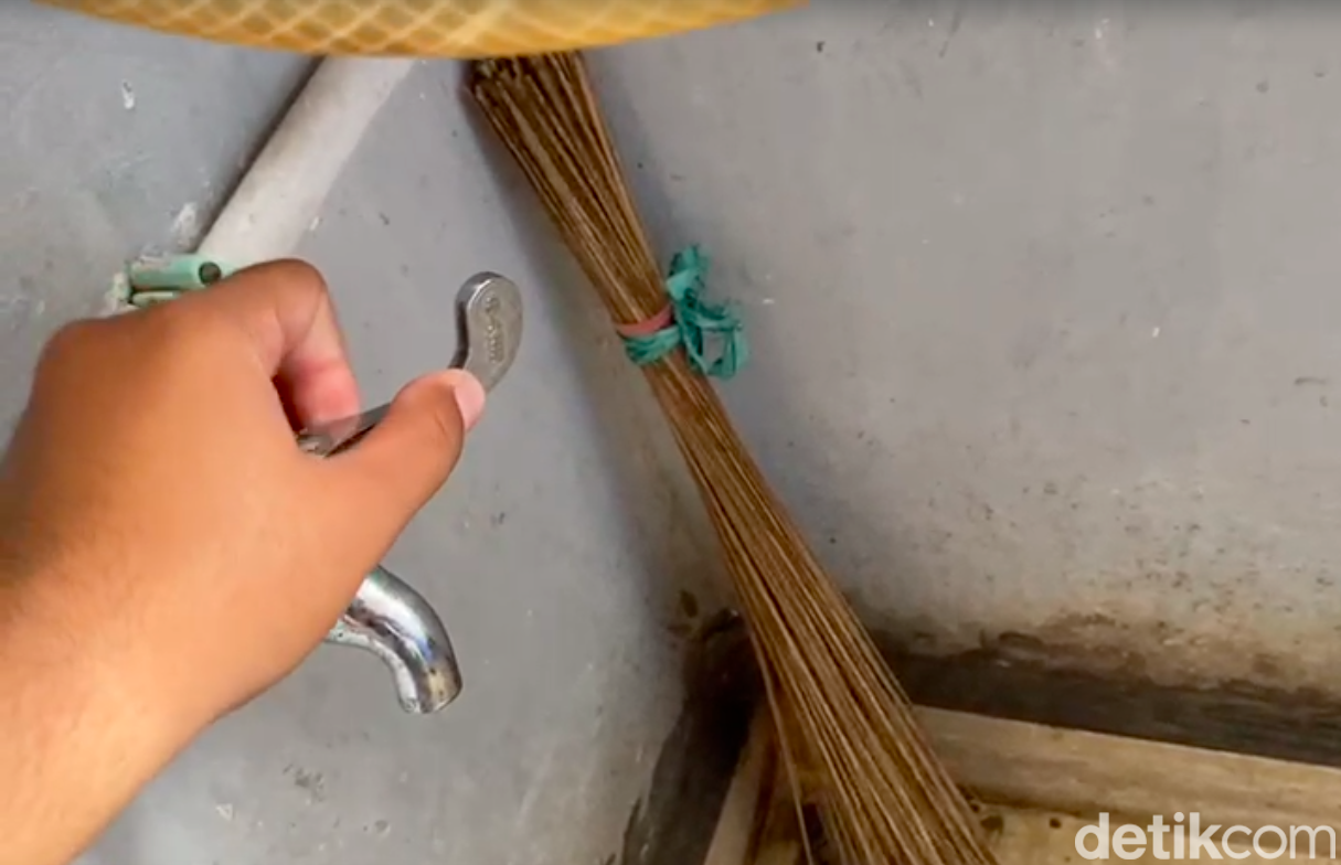Kerang kering di Rusun Marunda, 17 Februari 2023. (Devi Puspitasari/detikcom)