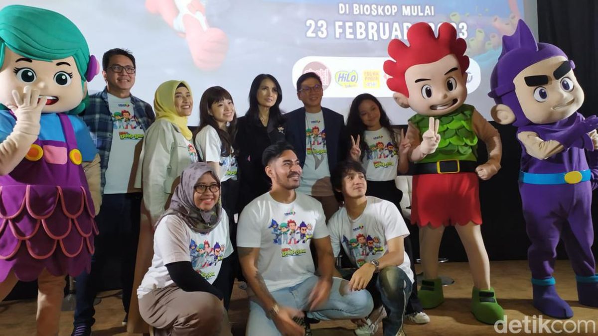 Virtual jinsiy aloqa iqtibos Qora paypoq kiygan hamshira bilan porno