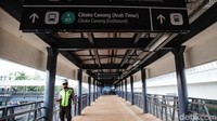 Halte ini menjadi titik integrasi seperti, KRL, LRT dan TransJakarta.