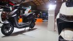 Motor Listrik China Yadea Sapa Indonesia, Mejeng di IIMS 2023