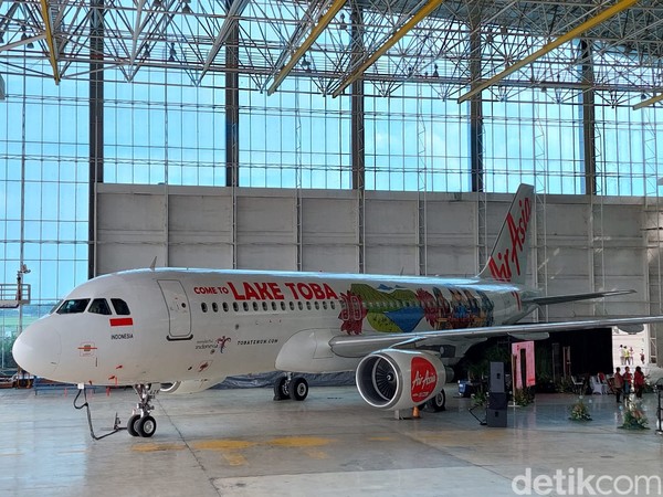 Pesawat yang menerbangkan Danau Toba dan empat perempuan sedang menenun ini tidak akan hanya terbang menuju Silangit saja. Namun pesawat ini akan terbang ke destinasi-destinasi yang dilayani AirAsia baik dalam negeri maupun luar negeri.