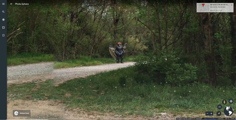 Penampakan aneh di Google Maps