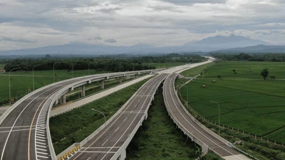 11 Potret Ruas Tol yang Bisa Dilewati Saat Mudik 2023