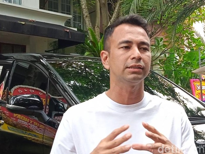 Raffi Ahmad saat ditemui di rumahnya.