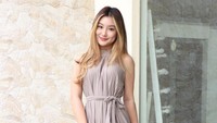 Tak banyak yang tahu, Shannon Wong ternyata pernah ditawari masuk SM Entertainment. Tapi ia menolak untuk training jadi artis di perusahaan hiburan dari Korea Selatan tersebut karena harus stay di luar kota dan banyak step-stepnya. (Foto: dok Instagram)