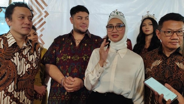 Staf Khusus Presiden Angkie Yudistia meresmikan Pusat Pelatihan Vokasi Disabilitas pertama di Indonesia yang diinisiasinya.