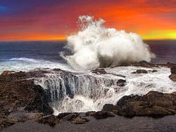 Mengenal Sumur Thor, Lubang Aneh di Laut Oregon