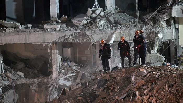 KAHRAMANMARAS, TURKIYE - FEBRUARY 16: Search and rescue operations continue after 7.7 and 7.6 magnitude earthquakes hit Kahramanmaras, Turkiye on February 16, 2023. On Feb. 06, a strong 7.7 earthquake, centered in the Pazarcik district, jolted Kahramanmaras and strongly shook several provinces, including Gaziantep, Sanliurfa, Diyarbakir, Adana, Adiyaman, Malatya, Osmaniye, Hatay, and Kilis. Later, at 1.24 p.m. (1024GMT), a 7.6 magnitude quake centered in Kahramanmaras Elbistan district struck the region. (Photo by Mehmet Kaman/Anadolu Agency via Getty Images)