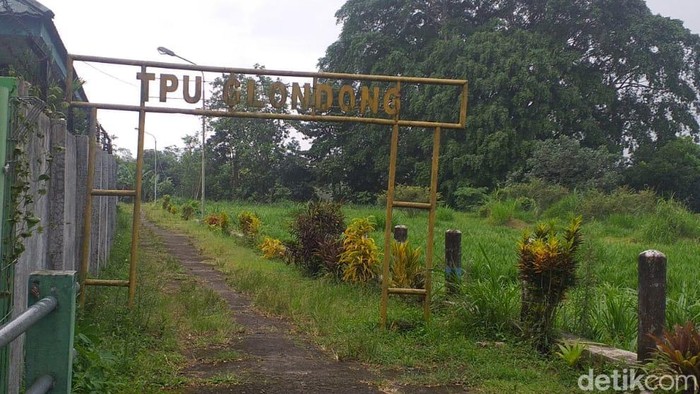 TPU Glondong Blitar yang dirusak orang tak dikenal