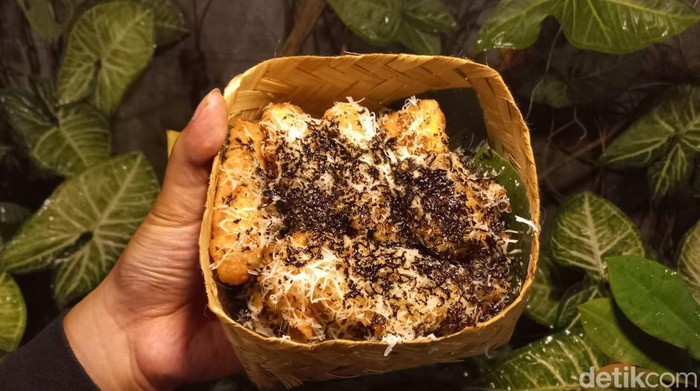 Varian pisang goreng di Malang
