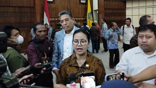 Wakil Ketua Komisi X DPR RI Agustina Wilujeng Pramestuti, di Kantor Gubernur Bali, Jumat (17/2/2023). (Foto: Nuranda Indrajaya/detikBali)